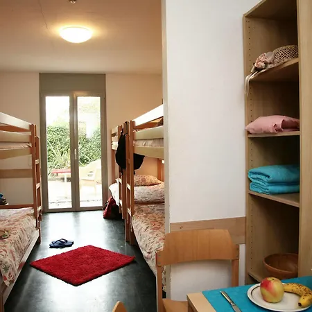 Savosa Youth Hostal *