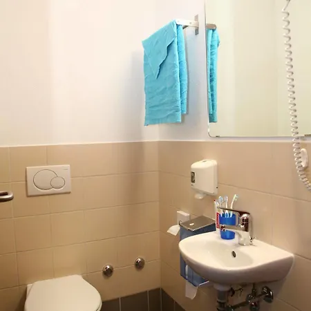 Hostel Savosa Youth