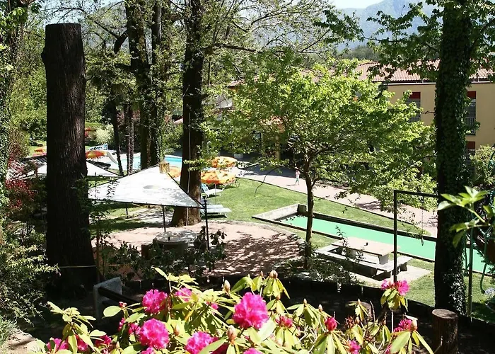 卢加诺萨沃萨青年旅舍 * 盧加諾