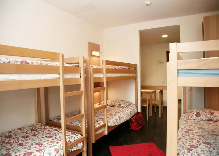 卢加诺萨沃萨青年旅舍 * 盧加諾