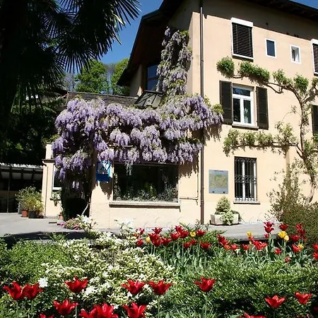 卢加诺萨沃萨青年旅舍 * 盧加諾