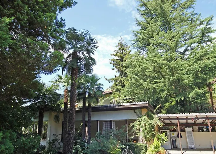 Hostel Savosa Youth Lugano